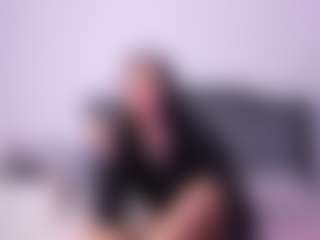 Elizabethh31's Live Sex Cam Show