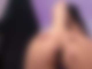 Elizabethh31's Live Sex Cam Show
