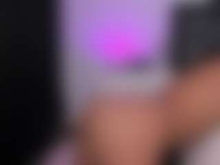 Elizabethh31's Live Sex Cam Show
