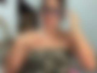 Elizabethwong's Live Sex Cam Show