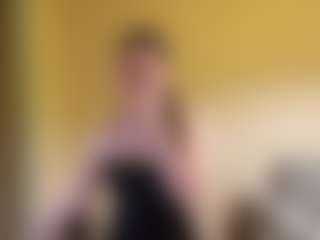 Live cam show with Nana - Cuckold on AdultVida.com