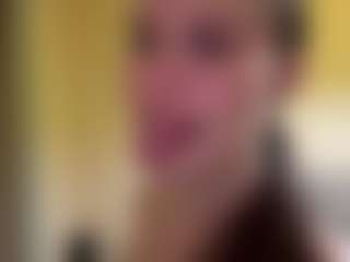 Live cam show with Nana - Blue Eyes on Fling VIP Chat
