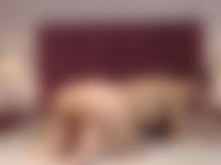 Live cam show with KaylaDevis - Teen (18+) on Camsoda