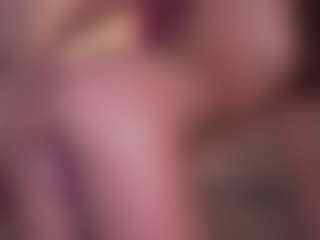 Live cam show with KaylaDevis - Tittyfuck on hotwifechat.live