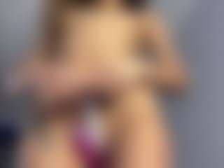 kishaxoxo's Live Sex Cam Show