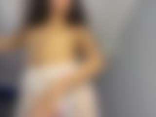 Live cam show with kishaxoxo - Flashing on Camsoda