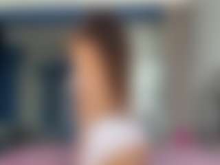 Live cam show with kishaxoxo - Small Tits Brown Hair on Camming Site