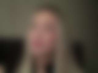 Live cam show with Lisa - Blonde Hair Anal on Soda Cam