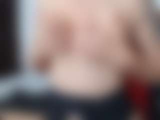 Live cam show with redmilf - Mobile Mature on Camsoda