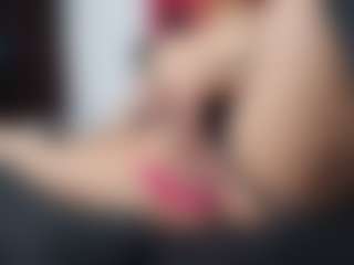 redmilf's Live Sex Cam Show