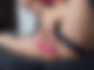 redmilf's Live Sex Cam Show