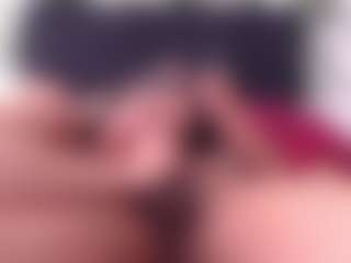 scarletthott69's Live Sex Cam Show