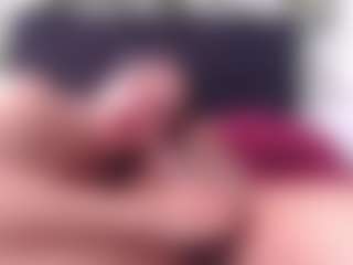 scarletthott69's Live Sex Cam Show
