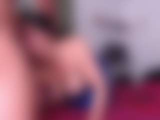 scarletthott69's Live Sex Cam Show
