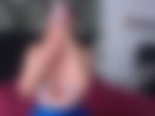 scarletthott69's Live Sex Cam Show