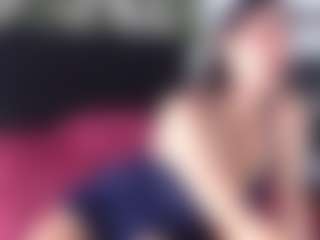 scarletthott69's Live Sex Cam Show