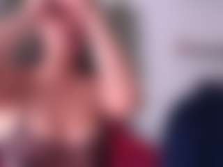 scarletthott69's Live Sex Cam Show
