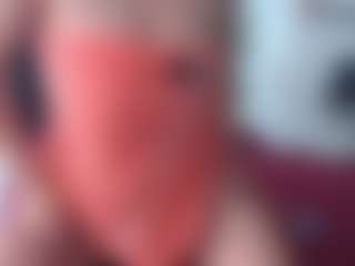 scarletthott69's Live Sex Cam Show