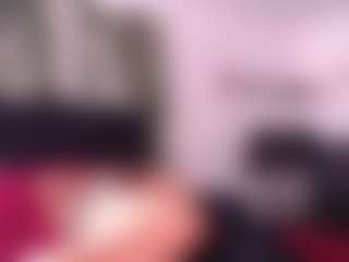 scarletthott69's Live Sex Cam Show