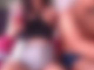 scarletthott69's Live Sex Cam Show