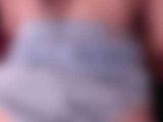 scarletthott69's Live Sex Cam Show
