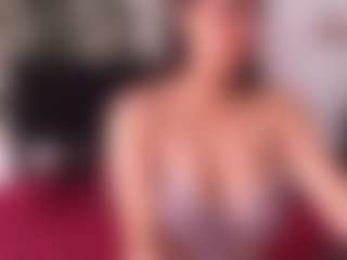 scarletthott69's Live Sex Cam Show