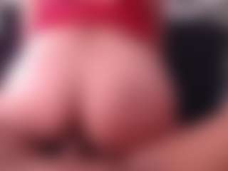 scarletthott69's Live Sex Cam Show
