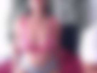 scarletthott69's Live Sex Cam Show