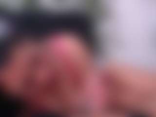 scarletthott69's Live Sex Cam Show