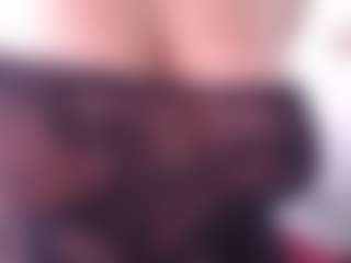 scarletthott69's Live Sex Cam Show