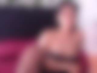 scarletthott69's Live Sex Cam Show