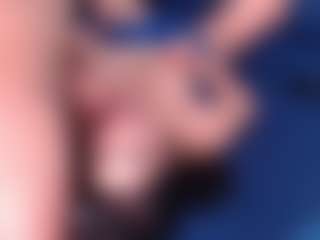 scarletthott69's Live Sex Cam Show