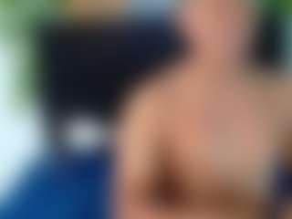 scarletthott69's Live Sex Cam Show
