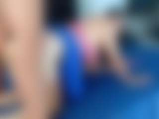 scarletthott69's Live Sex Cam Show