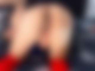 scarletthott69's Live Sex Cam Show