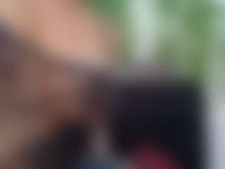 scarletthott69's Live Sex Cam Show