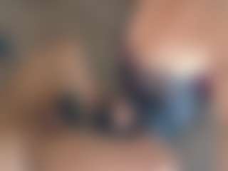scarletthott69's Live Sex Cam Show