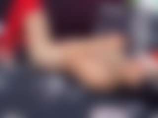scarletthott69's Live Sex Cam Show