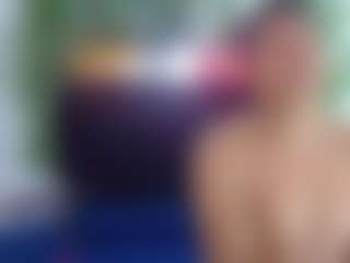 scarletthott69's Live Sex Cam Show