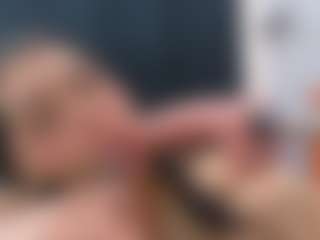 scarletthott69's Live Sex Cam Show