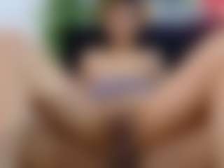scarletthott69's Live Sex Cam Show