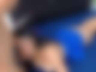 scarletthott69's Live Sex Cam Show