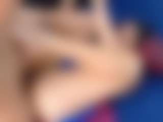 scarletthott69's Live Sex Cam Show