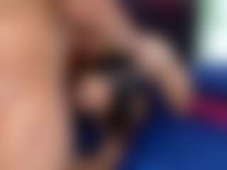scarletthott69's Live Sex Cam Show