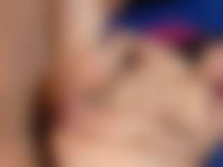 scarletthott69's Live Sex Cam Show