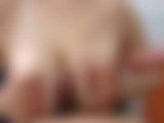 scarletthott69's Live Sex Cam Show