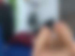 scarletthott69's Live Sex Cam Show