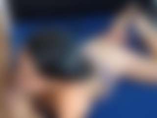 scarletthott69's Live Sex Cam Show