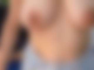 scarletthott69's Live Sex Cam Show