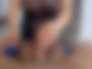 scarletthott69's Live Sex Cam Show